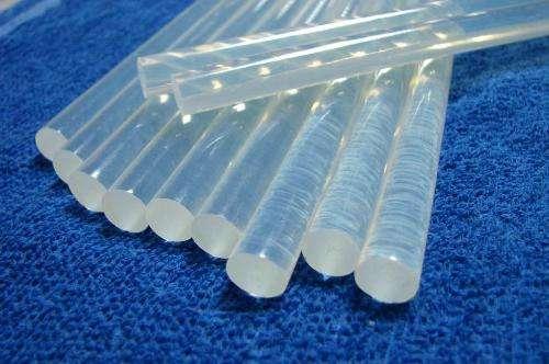 Hot melt adhesive