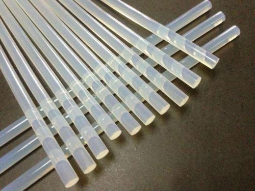 Hot melt adhesive